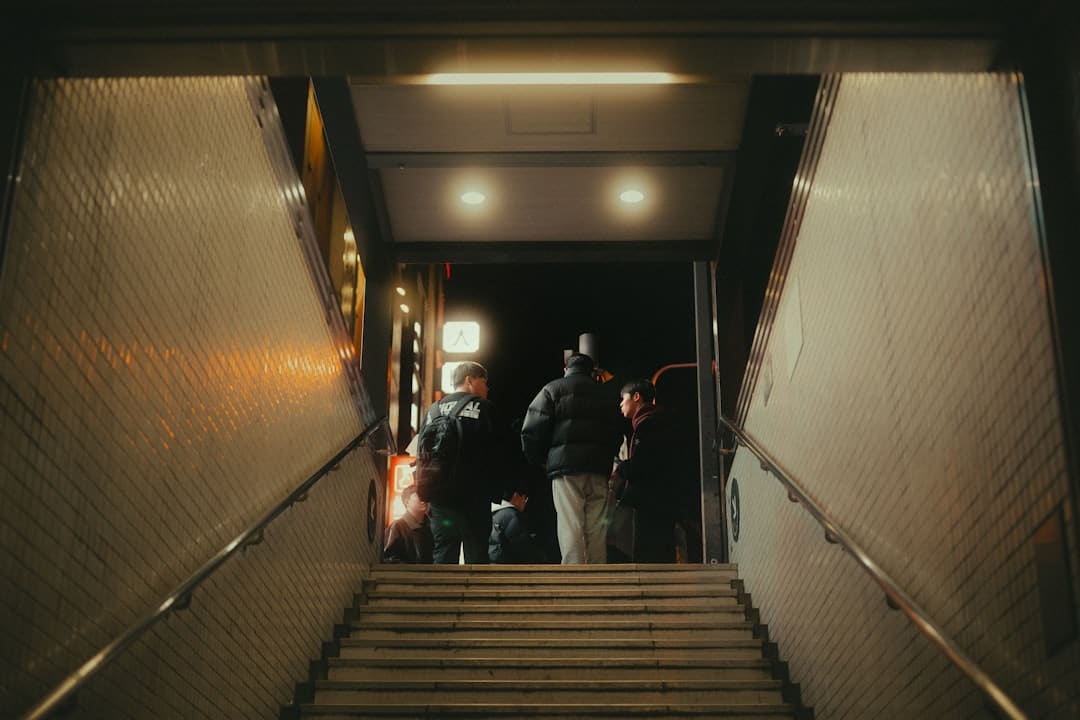 工作室回应罗一舟拍戏受伤：已前往上海承受治疗